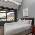 Penthouse Suite At Cartwrights Corner