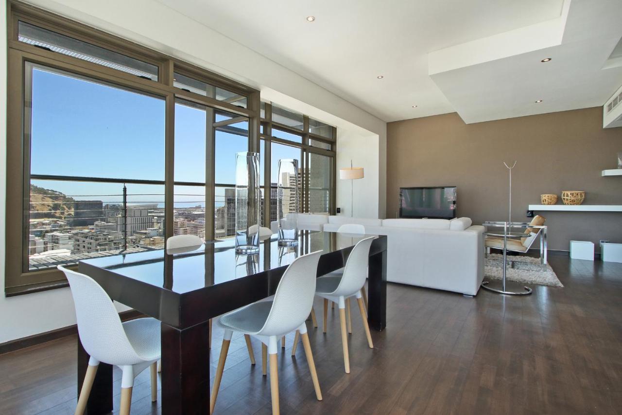 Apartamento Penthouse At Cartwrights Corner *