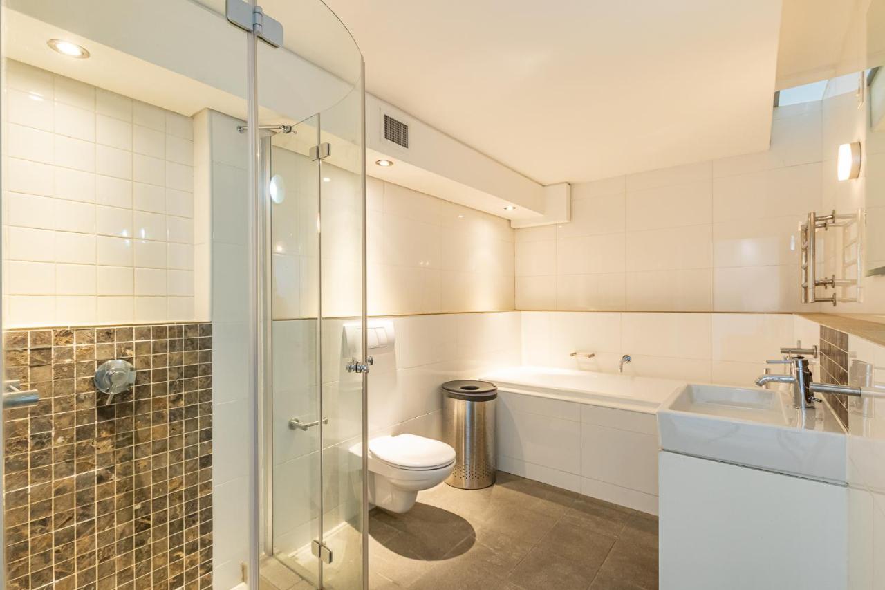 Penthouse At Cartwrights Corner Apartment
