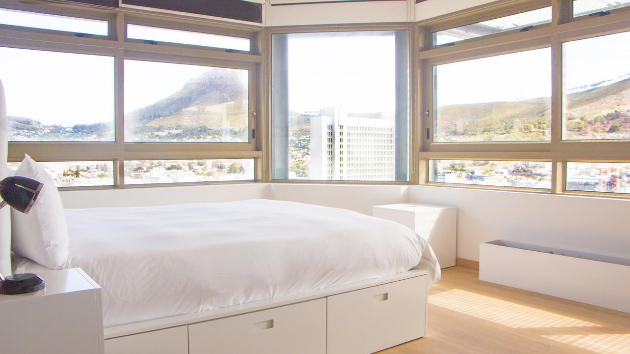 Penthouse At Cartwrights Corner *